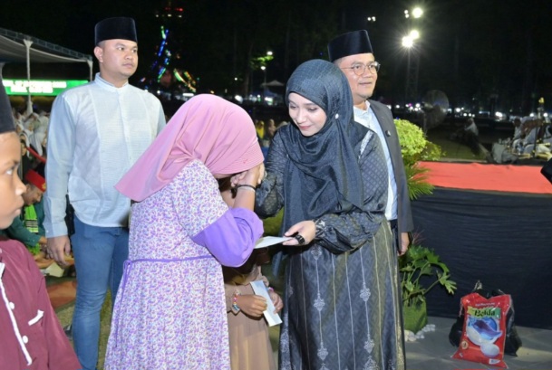 Kota Jambi Bahagia Bershalawat : "Shalawatan dan Santuni Yatim”