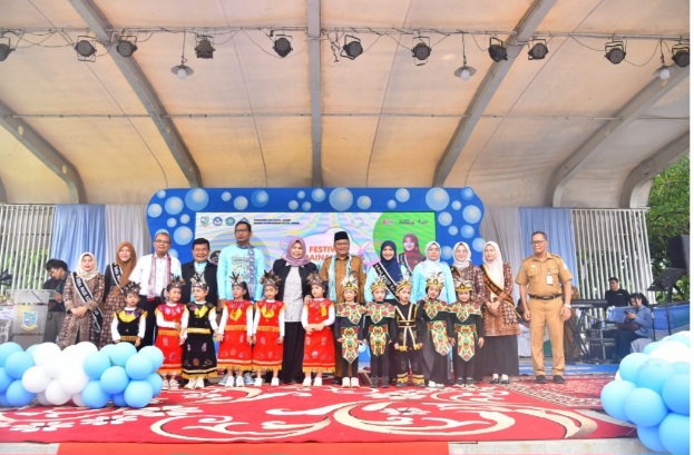 Festival Gelembung Bahagia, Wali Kota dan Bunda PAUD Hadirkan Keceriaan Ribuan Anak