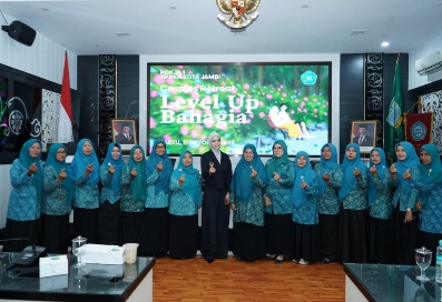 Selaraskan Dengan Visi Pemkot Jambi, Pokja I TP PKK Gelar Couples Retreat Level Up Bahagia