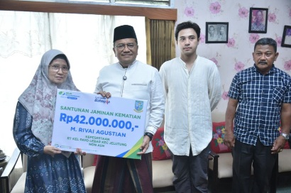 Manfaat Program Kartu Bahagia, 2 Ahli Waris Ketua RT Terima Santunan